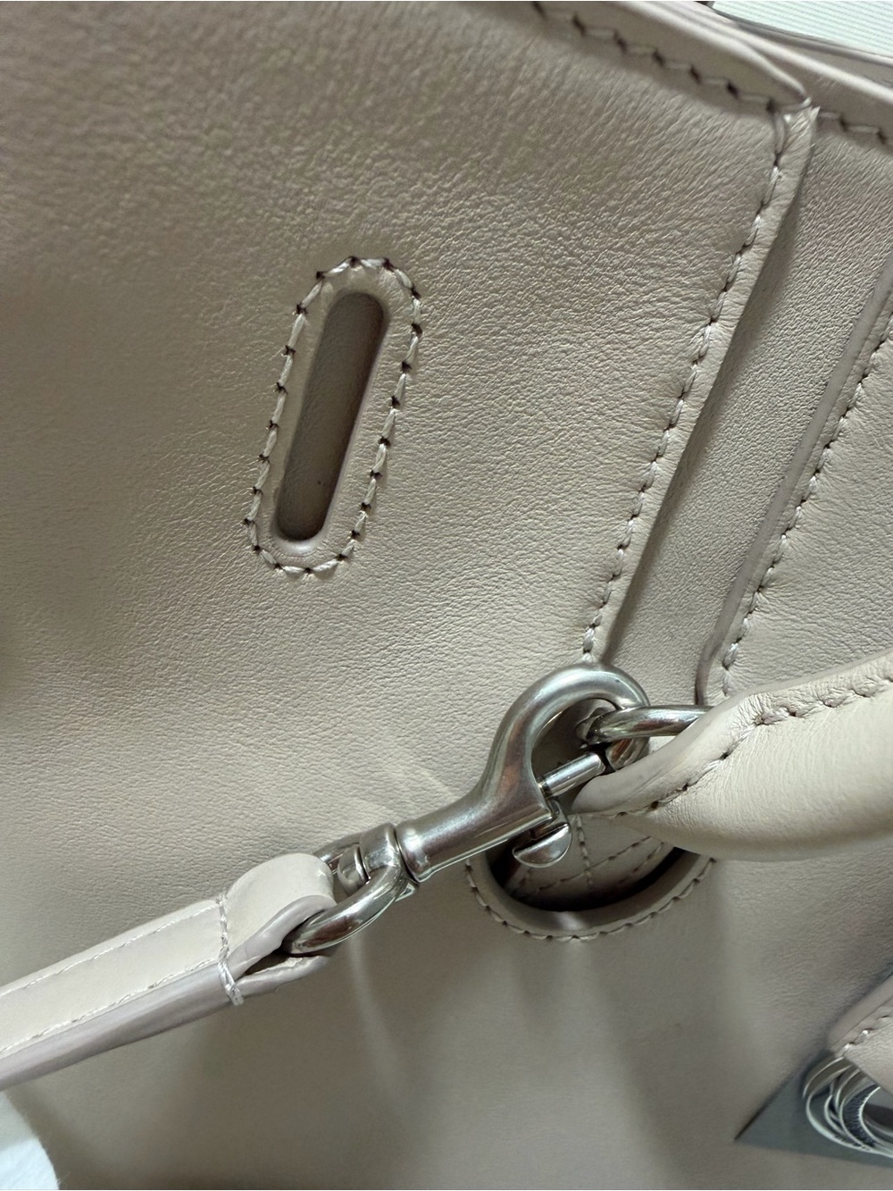 Balenciaga
Women's Hampton Carry All Bag Mini in Almond - Picture 8 of 16